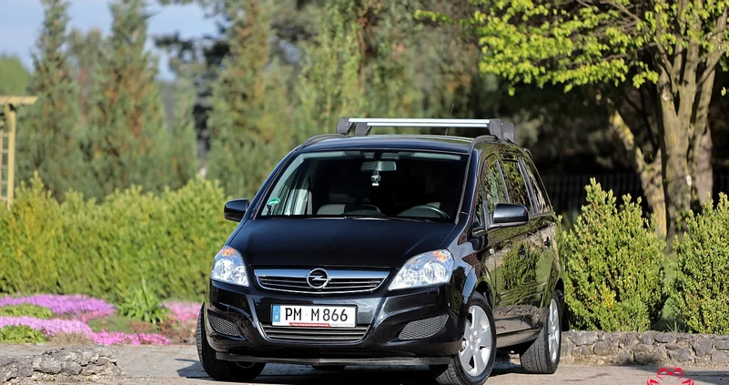 Opel Zafira cena 23999 przebieg: 186000, rok produkcji 2012 z Pińczów małe 704